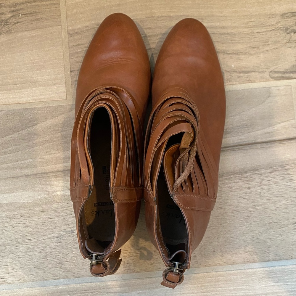 Brown Leather Clark’s Soft Cushion Booties - Picture 3 of 7